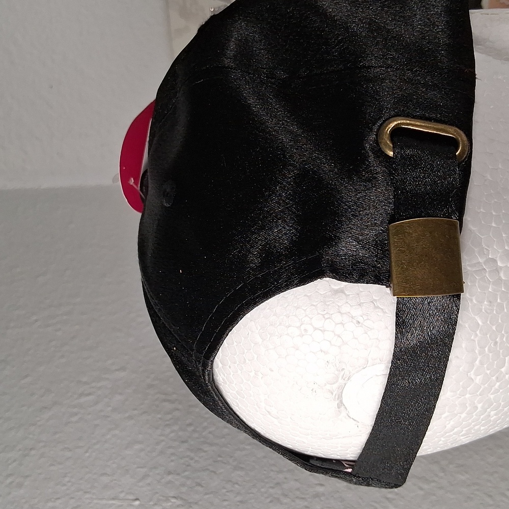Juicy Couture} bling rhinestones baseball cap hat  New with tags - Picture 4 of 4
